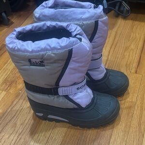 Sorel Lilac and Black Snow Boots